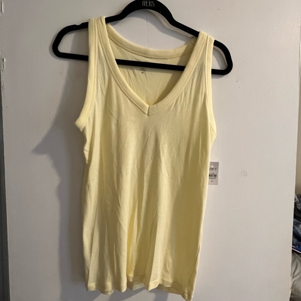 NWT Loft Soft Yellow Cotton v-neck Tank Womens M